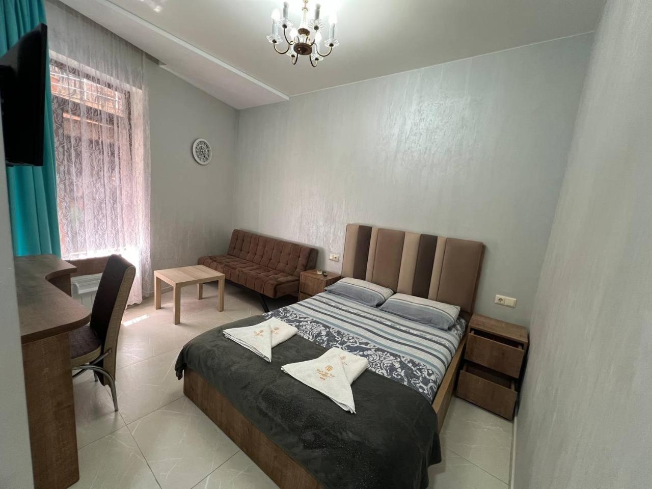 Hotel Old Star Batumi Eksteriør billede