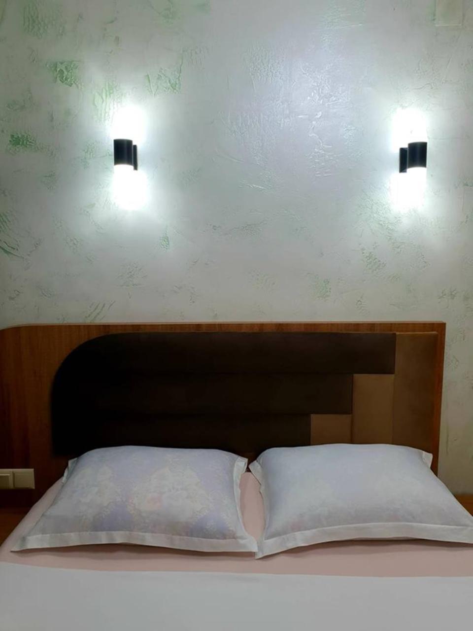 Hotel Old Star Batumi Eksteriør billede