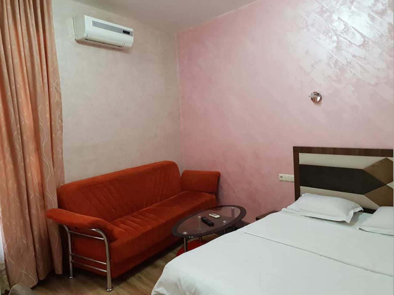 Hotel Old Star Batumi Eksteriør billede