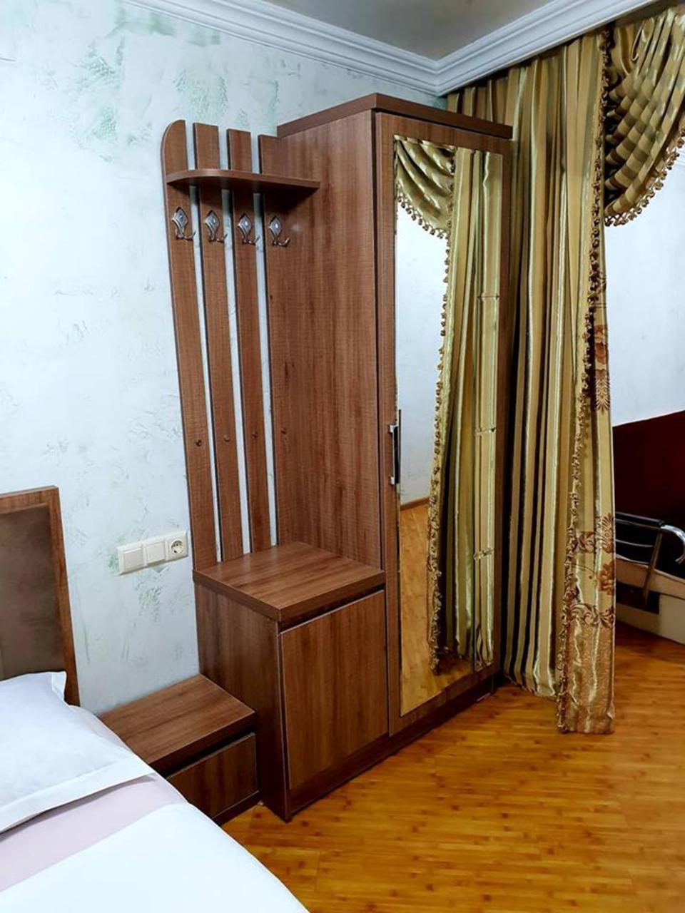 Hotel Old Star Batumi Eksteriør billede